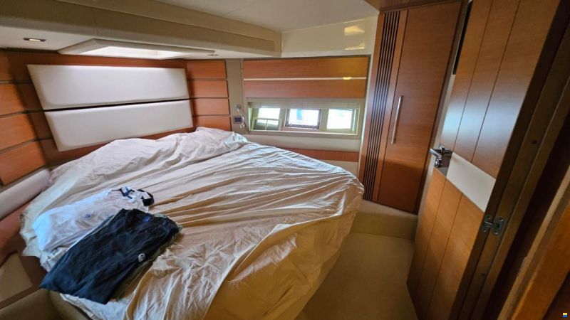 Azimut 60