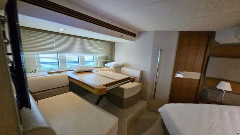 Azimut 60