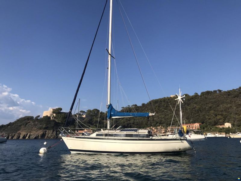 Dufour 3800