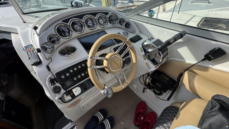 Crownline 315SCR