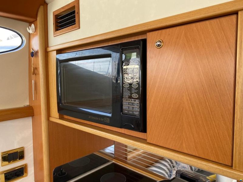Sealine T 51