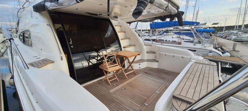 Sealine T 51