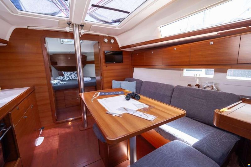 Dufour 382 GRAND LARGE
