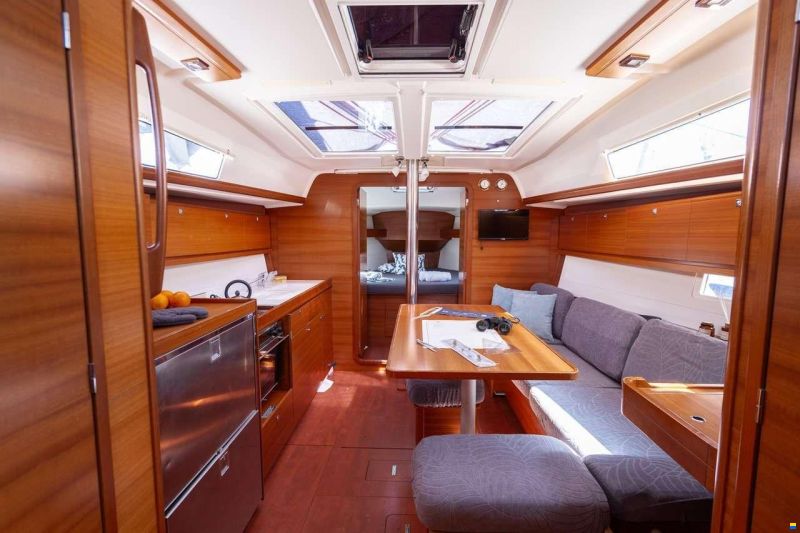 Dufour 382 GRAND LARGE