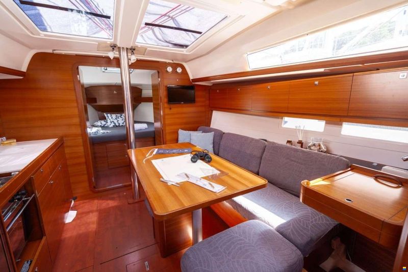 Dufour 382 GRAND LARGE