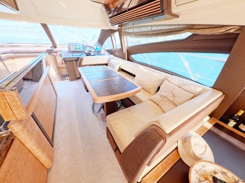 Azimut 64 Flybridge