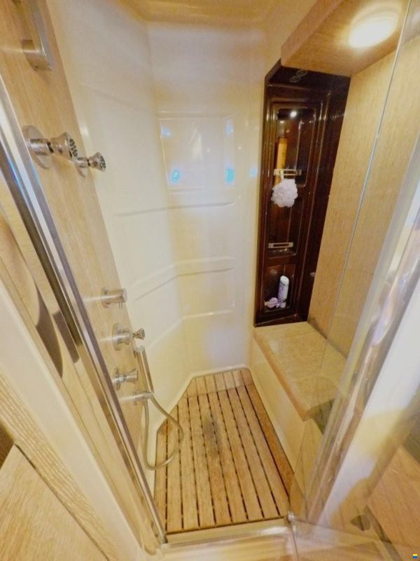 Azimut 64 Flybridge