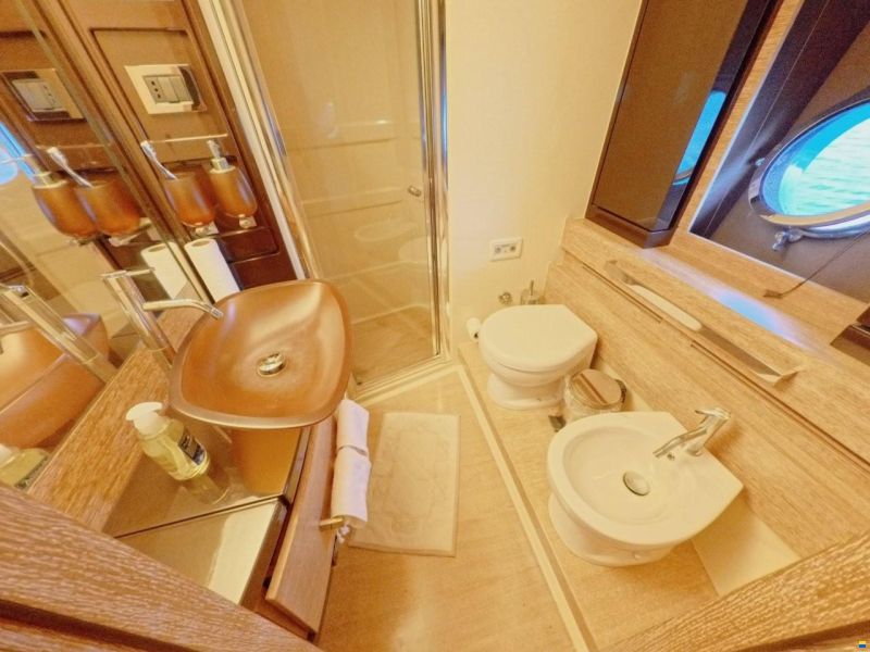 Azimut 64 Flybridge