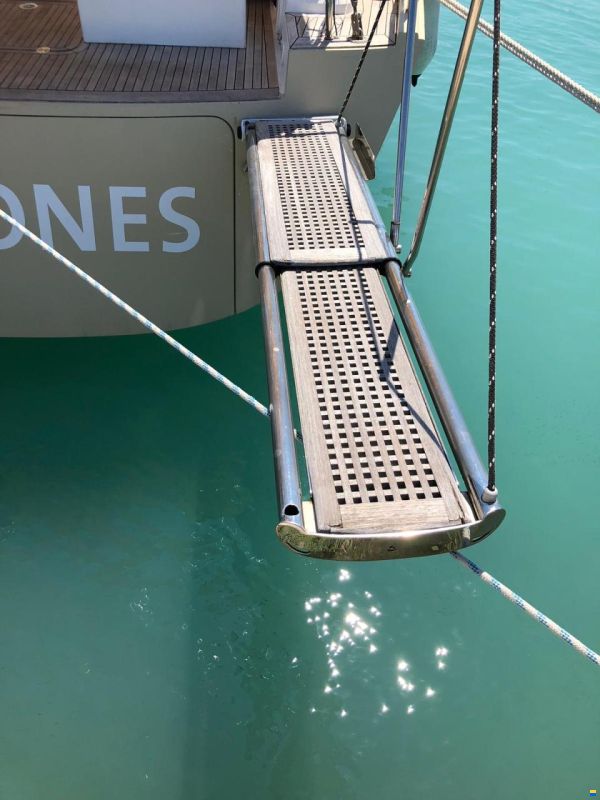 Hanse 545