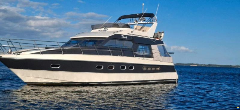 Neptunus 138 Sedan Fly