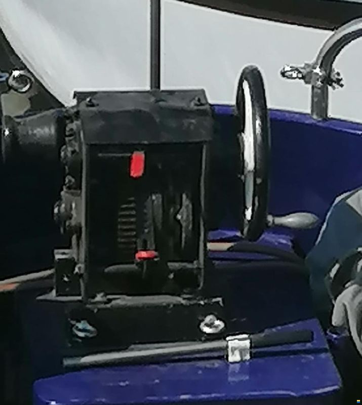 Trapper Motorboot-Hausboot