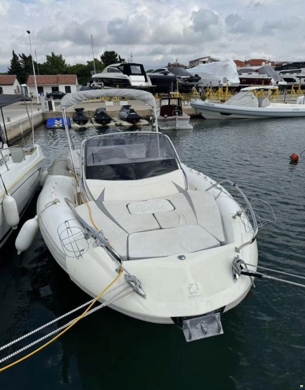 Zodiac NZO 700 Cabin