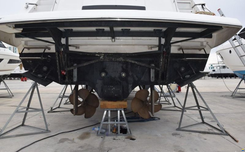 Sunseeker Predator 80