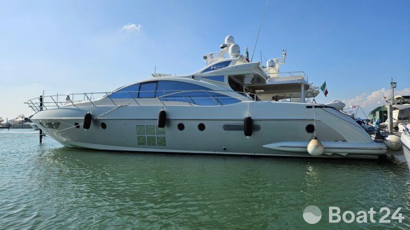 Azimut 62S