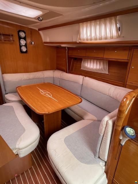 Bavaria 39 Cruising