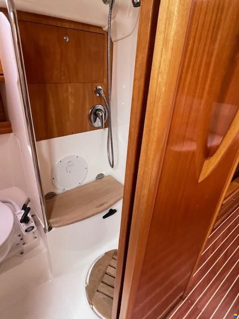 Bavaria 39 Cruising