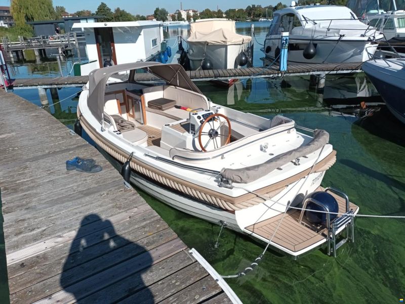 Interboat 22 Xplorer