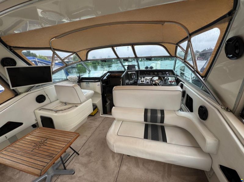 Sea Ray 350 Sundancer