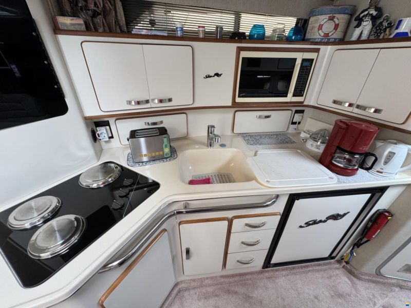 Sea Ray 350 Sundancer