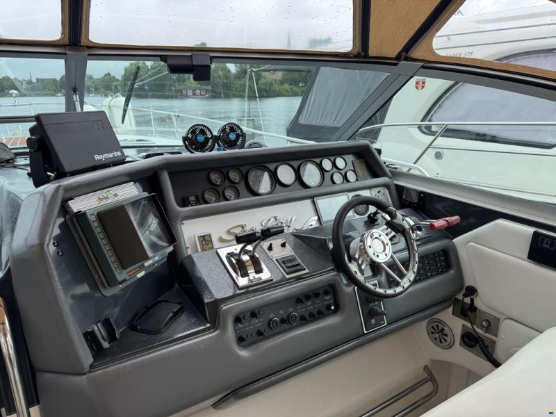Sea Ray 350 Sundancer