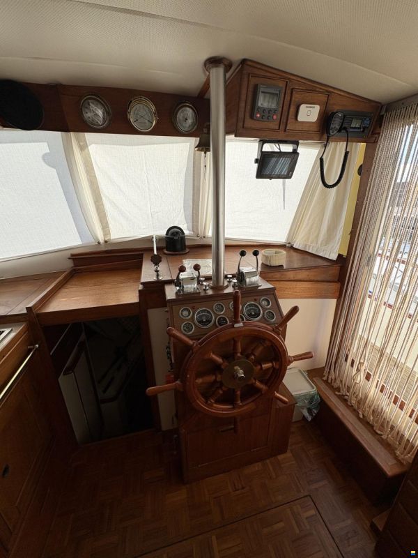 American Marine Grand Banks 36 Classic