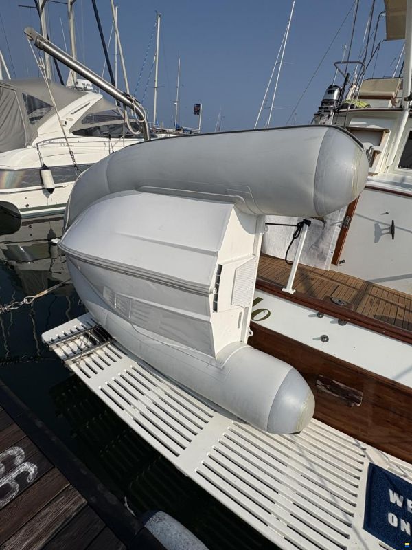 American Marine Grand Banks 36 Classic