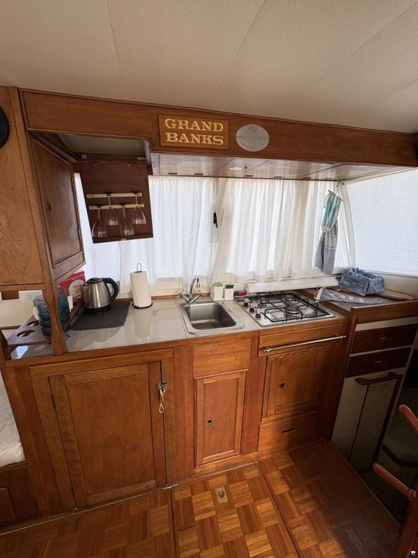 American Marine Grand Banks 36 Classic