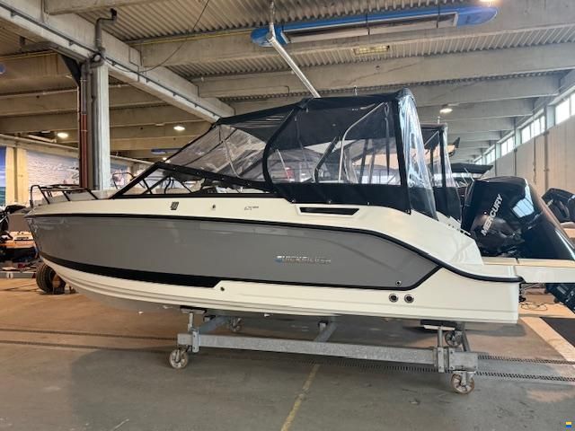 Quicksilver 675 Cruiser