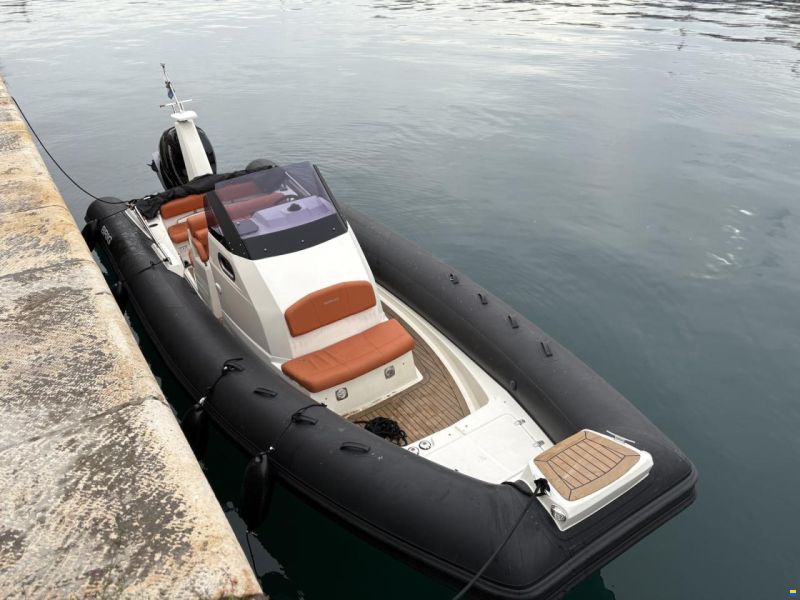 Brig Inflatable Boats Eagle 8H Hypalon