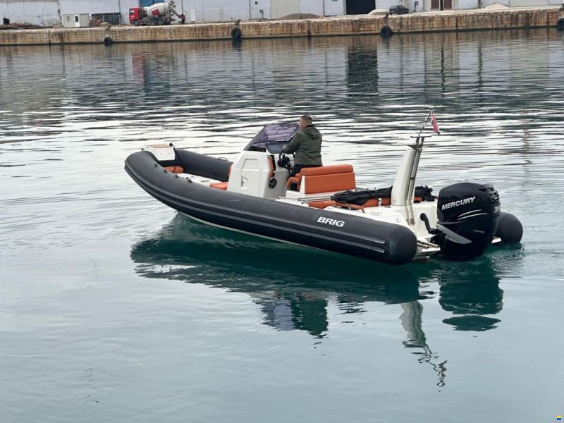 Brig Inflatable Boats Eagle 8H Hypalon