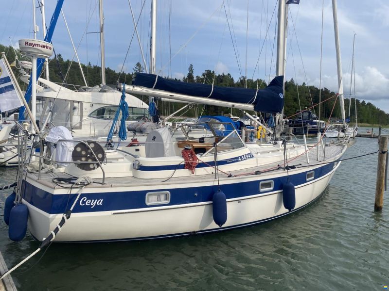 Hallberg-Rassy 352 Scandinavia