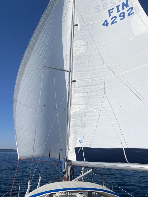 Hallberg-Rassy 352 Scandinavia