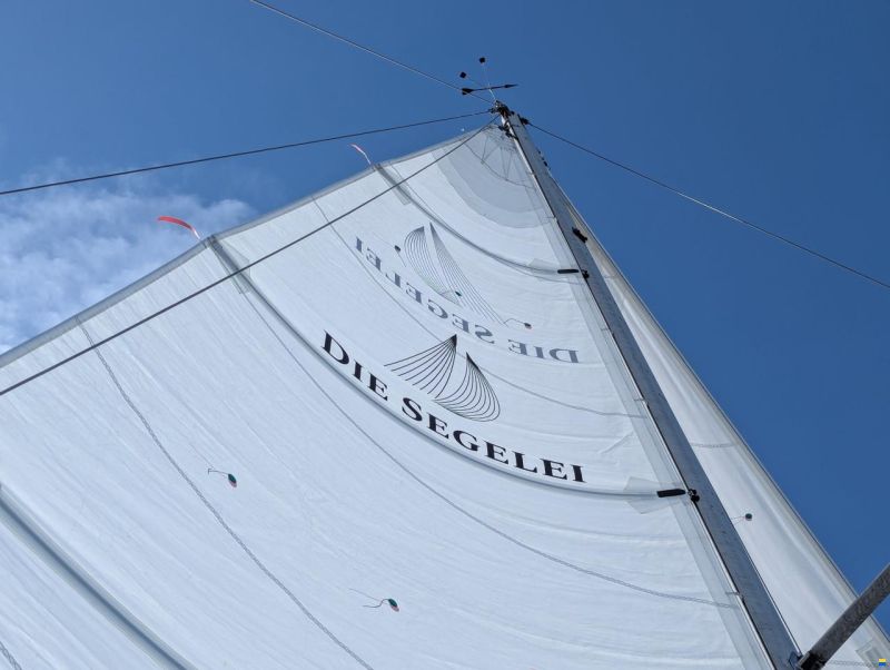 Center-Cockpit Regent