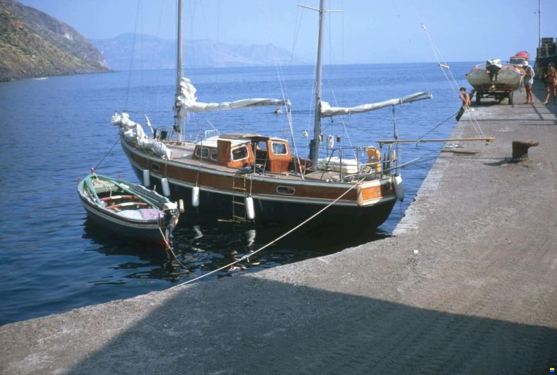 Center-Cockpit Regent