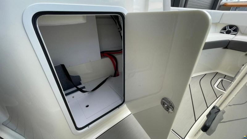 Sea Ray SDX 230 Surf