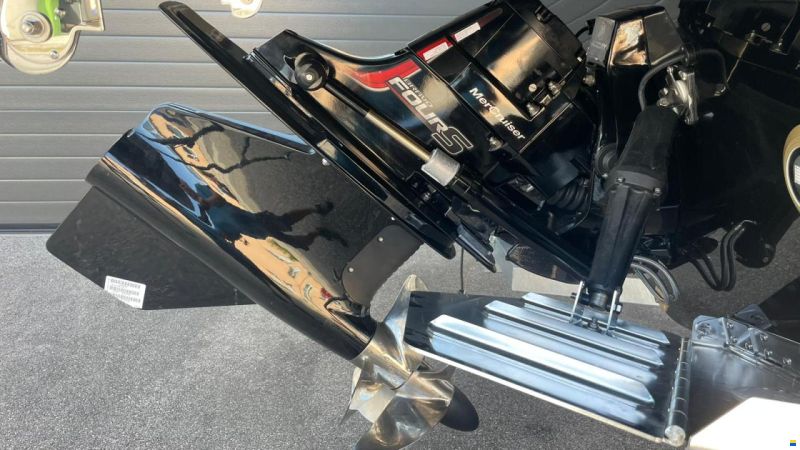 Sea Ray SDX 230 Surf