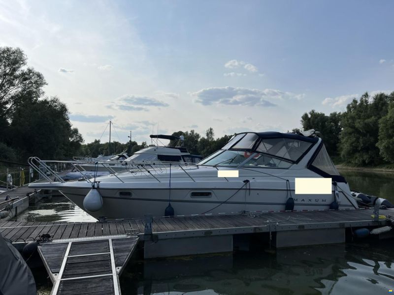Maxum 3200 SCR