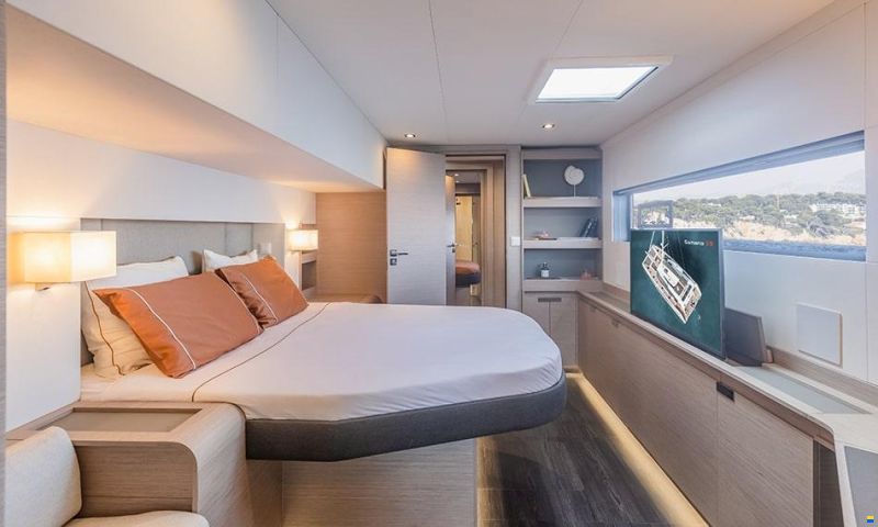 Fountaine Pajot SAMANA 59 Yacht Management