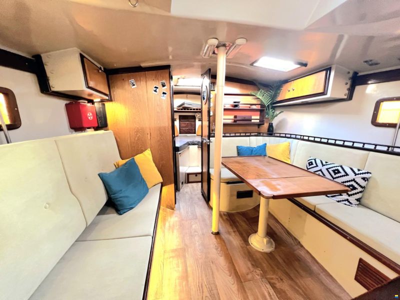 Coronado 35