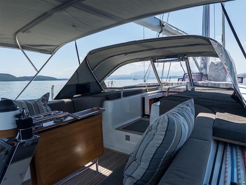 Hanse 495