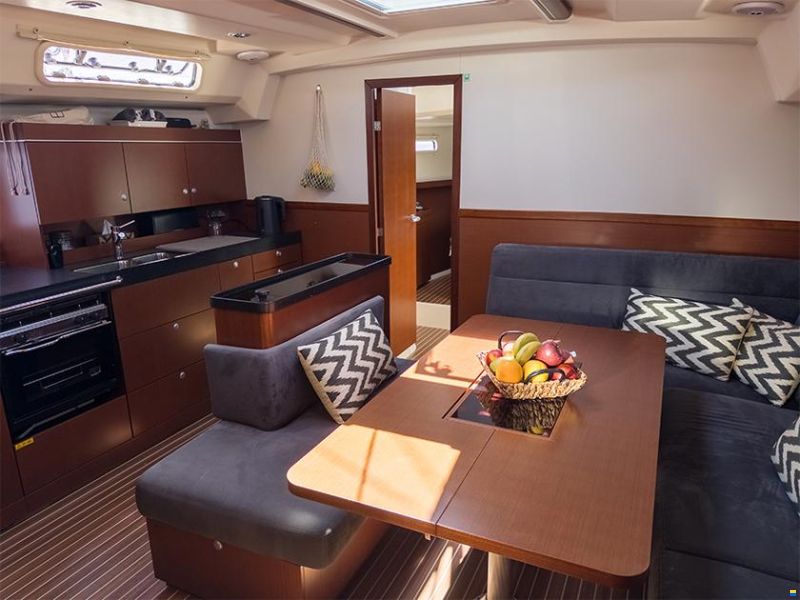 Hanse 495
