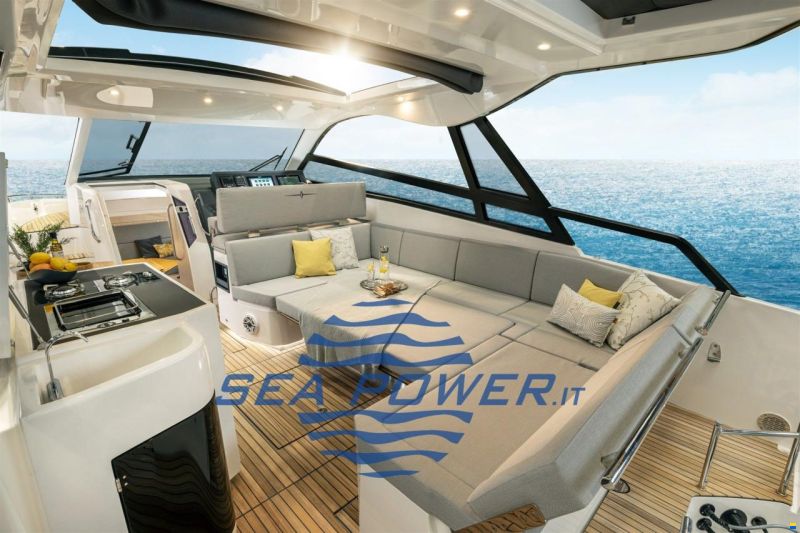 Bavaria Vida 33 Hard Top