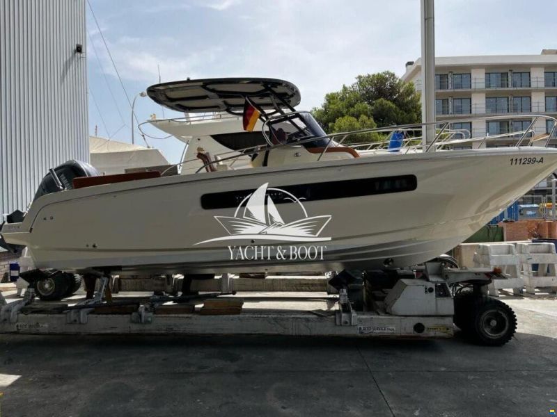 Invictus Yacht Capoforte CX 270