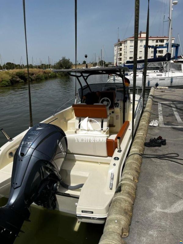 Invictus Capoforte CX 270