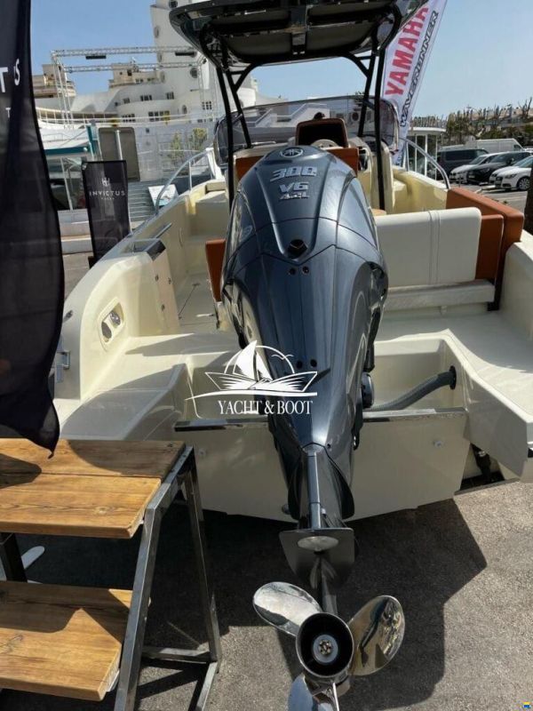 Invictus Capoforte CX 270