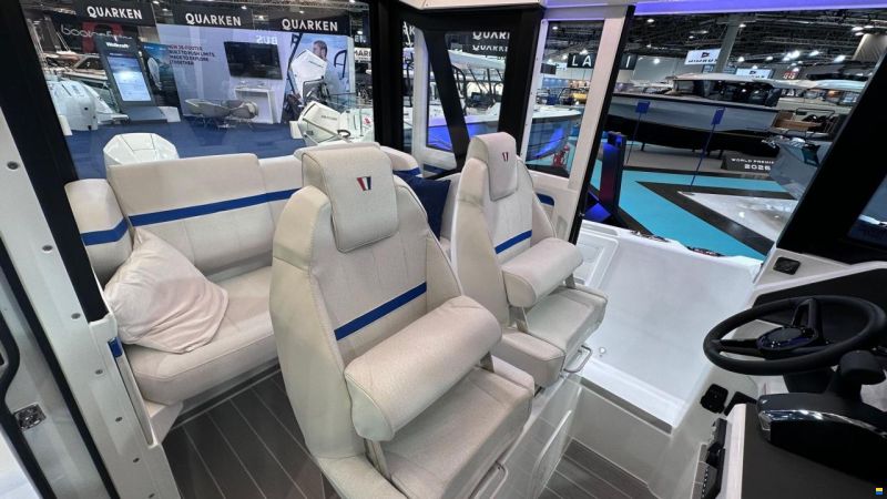 Wellcraft 28 Explorer