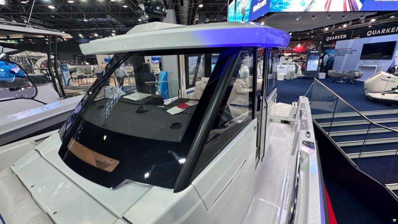 Wellcraft 28 Explorer