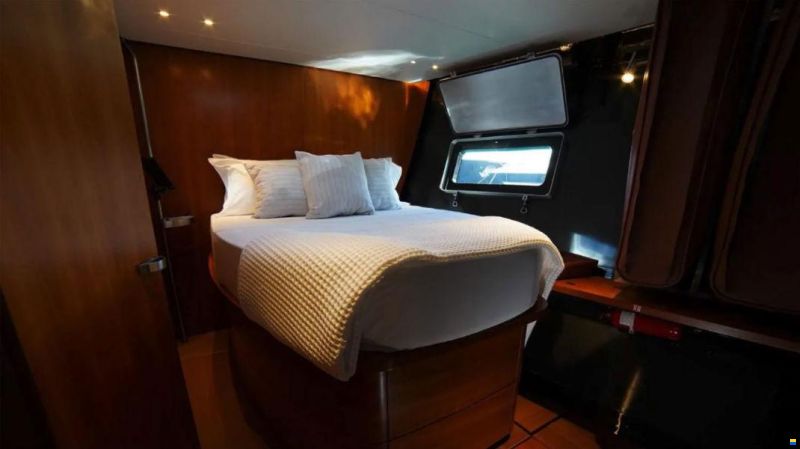 Pendennis Wally 33m