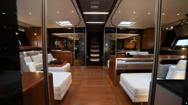 Pendennis Wally 33m