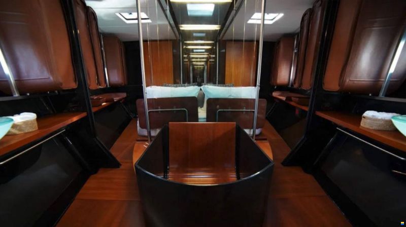 Pendennis Wally 33m